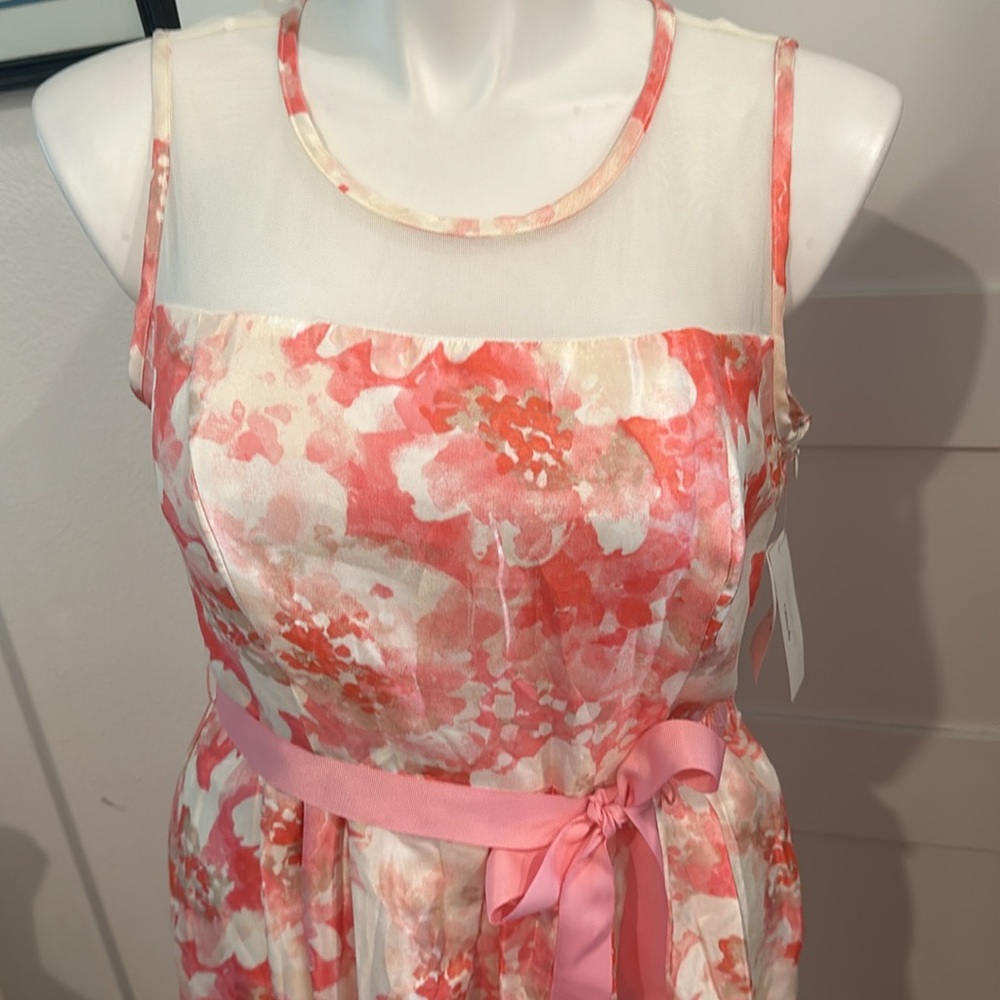 Signature by Robbie Bee Sleeveless Pretty Dress with Bow Belt Size 14